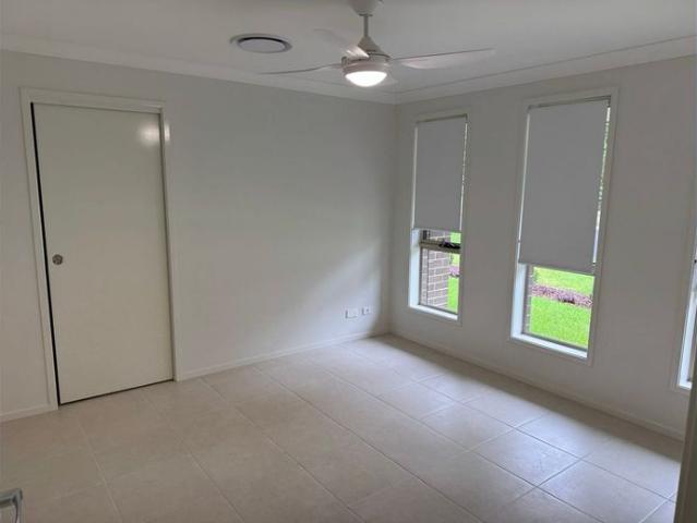 Brand New 3 Bedroom Duplex in Warnervale Beautiful Nature Outlook