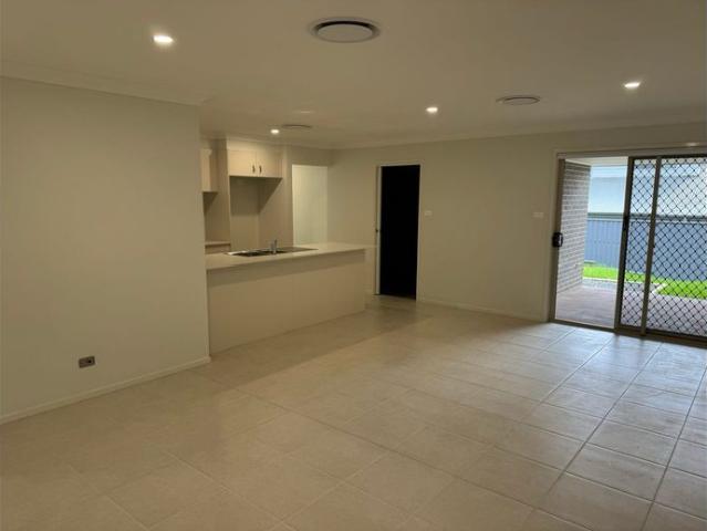 Brand New 3 Bedroom Duplex in Warnervale Beautiful Nature Outlook