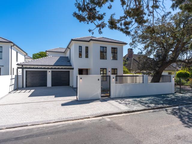 Brand New 3 Bedroom Double Storey Home in Olde Pinelands