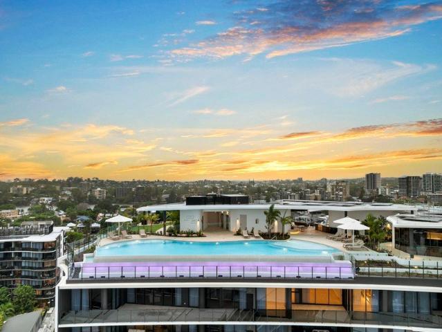 Brand New 3 Bedroom Garden Apartment with Expansive Courtyard