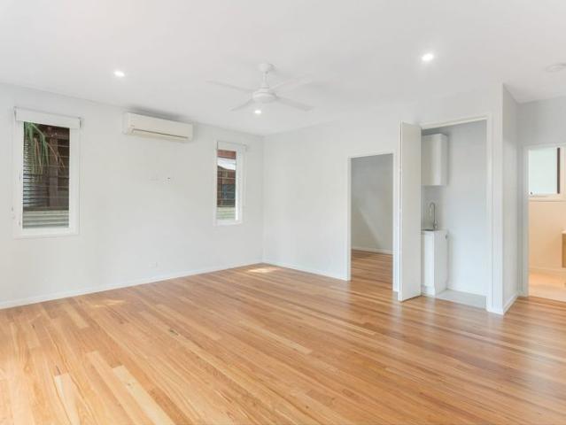 Brand New 3 Bedroom Granny Flat ~ Hastings Point