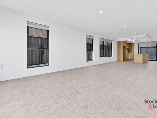BRAND NEW 3 BEDROOM HOME | DOUBLE GARAGE | BE THE FIRST TO LIVE HERE