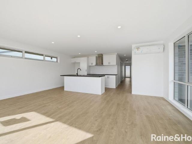 Brand New 3 Bedroom Home in Brighton