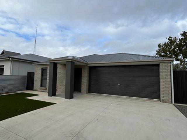 Brand New 3 Bedroom Home Modern Living Low Maintenance Yard