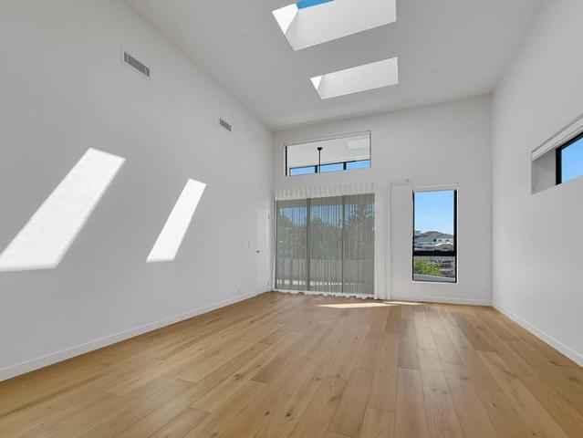 BRAND NEW 3 BEDROOM HOUSE