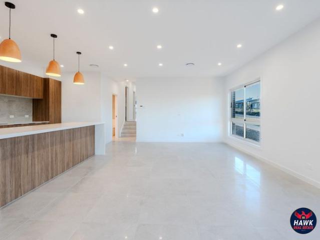 BRAND NEW 3 BEDROOM RESIDENCE | MULTIPLE LIVING AREAS | STUDY | PREMIUM FINISHES