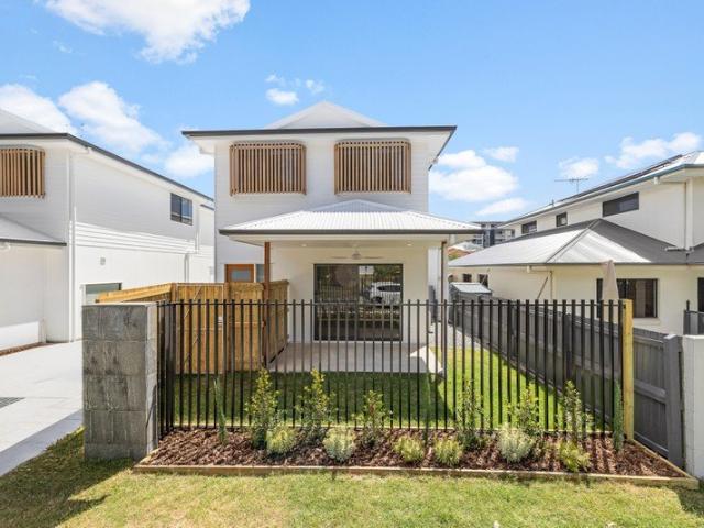 BRAND NEW 3 BEDROOM TOWNHOUSE