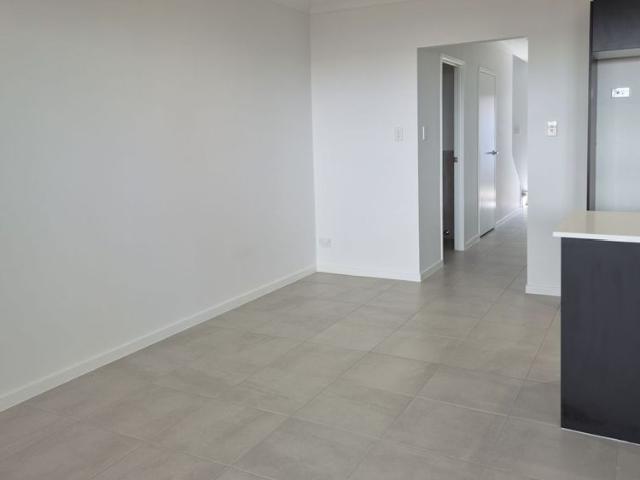 BRAND NEW* 3 BEDROOM TOWNHOUSE AVAILABLE NOW