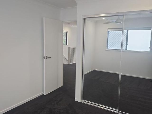 BRAND NEW* 3 BEDROOM TOWNHOUSE AVAILABLE NOW