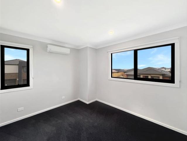 Brand New 3 Bedroom townhouse in Thornhill Park