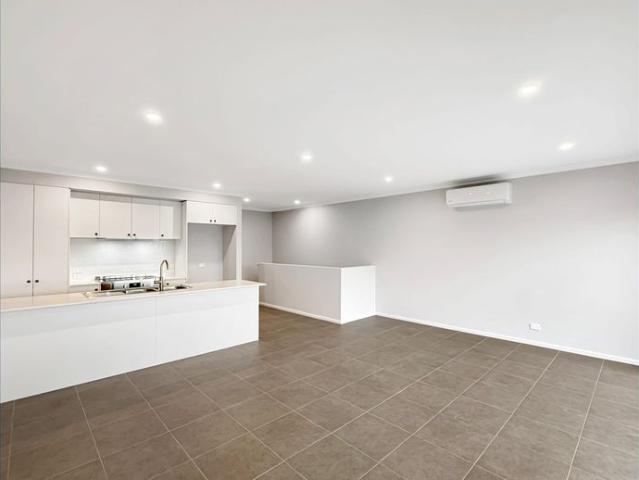 Brand New 3 Bedroom Townhouse in Wollert