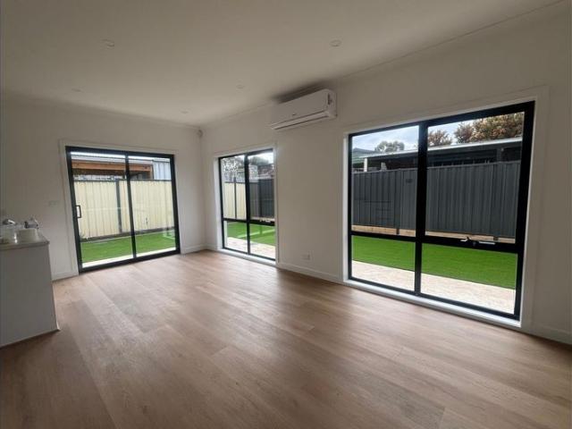 Brand New 3 Bedroom Townhouse in a Convenient Ardeer Location