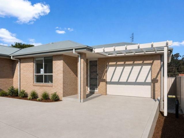 Brand New 3 Bedroom Villa Modern Living in East Maitland