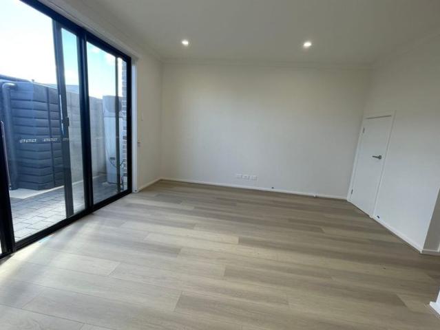 Brand New 3 Bedroom, 2 Bathroom Townhouse in Kidman Park!