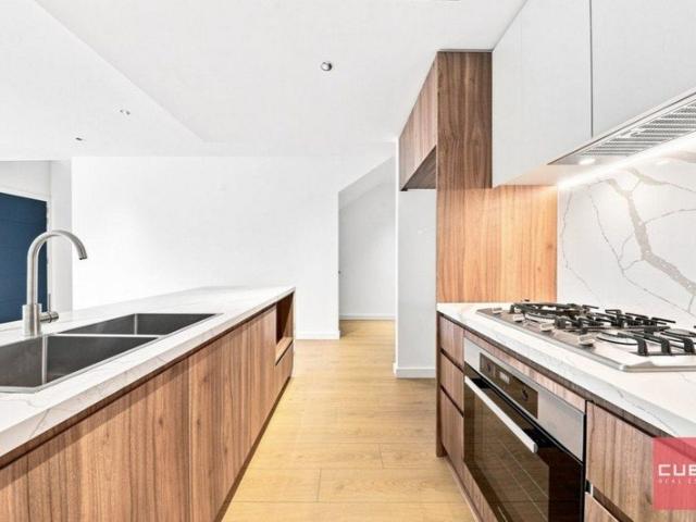 Brand New 3 Bedroom, 3 Level Townhouse Low Maintenance Luxury in Boddington Gardens
