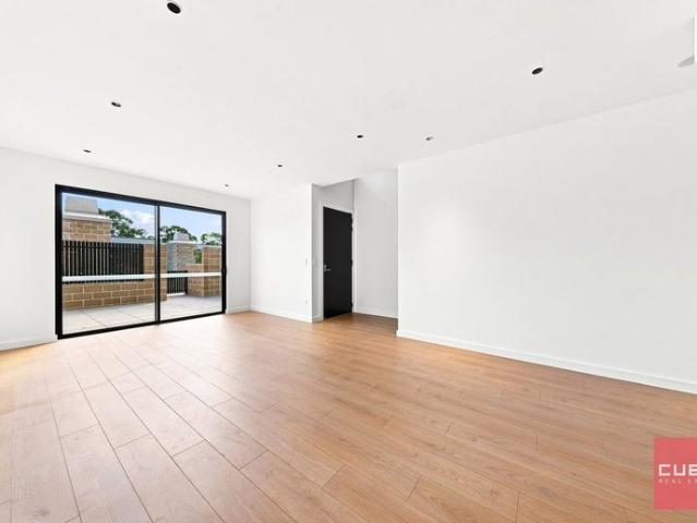 Brand New 3 Bedroom, 3 Level Townhouse – Low Maintenance Luxury in Boddington Gardens