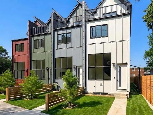 Brand New 3 Storey Townhome in Sunalta