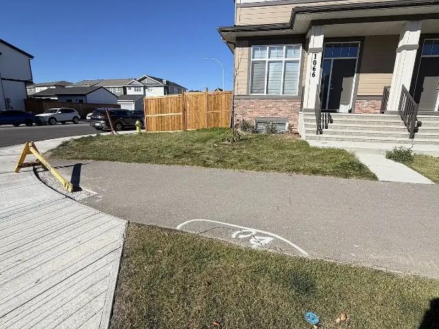 Brand New 3+Den Bedroom, 2.5 Bathroom Duplex for Rent in Mahogany SE, Calgary — 3 Bedrooms+ Den Duplex