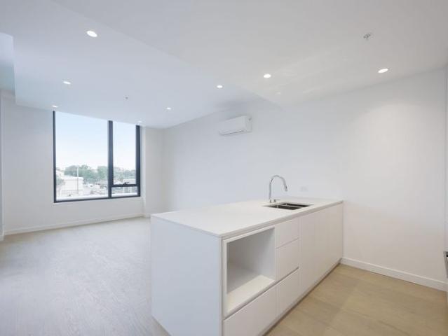 Brand new 1 bedroom apartment Prime Moonee Ponds