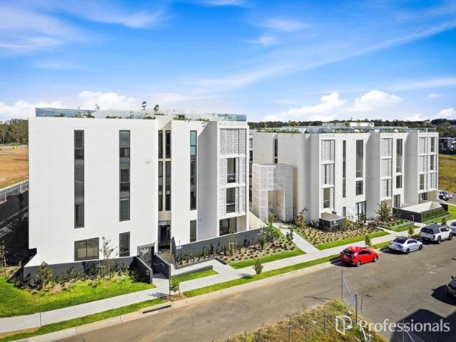 Brand New 1 Bedroom Tri Level Apartment In Babylon