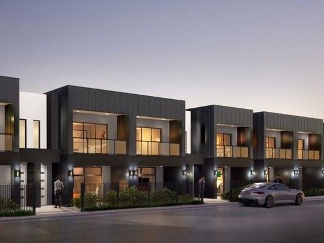 BRAND NEW 25SQ TOWNHOUSES $700k