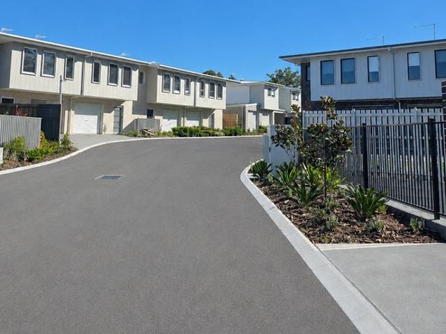 BRAND NEW* 3 WEEKS FREE RENT PLUS ONE MONTH FREE INTERNET WITH RUSH BROADBAND* 4 BEDROOM TOWNHOUSE AVAILABLE NOW