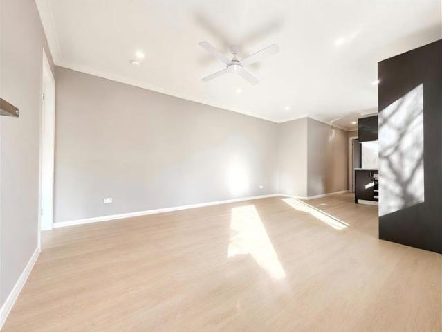 Brand New 2 Bedroom Attached Granny Flat with Private Yard in the Heart of The Ponds