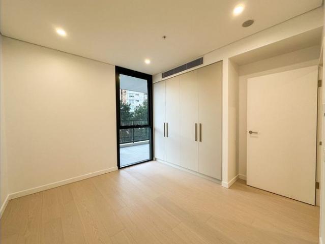 Brand New 2 Bedroom Apartment For Lease