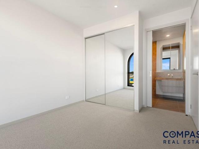 Brand New 2 Bedroom Apartment in the Heart of Thomastown