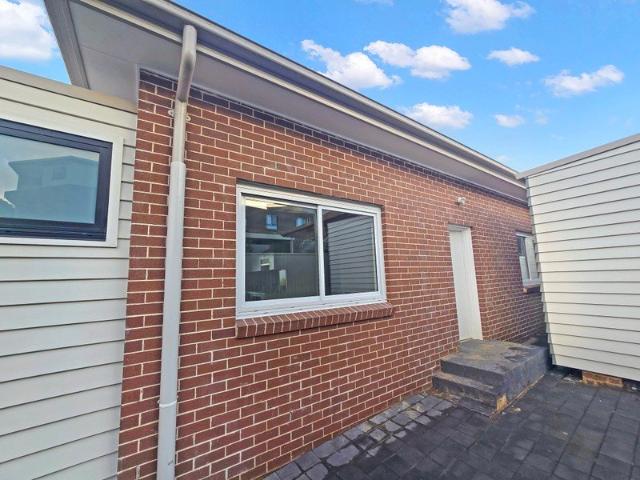 Brand New 2 Bedroom Granny Flat in the Heart of Hurstville For Rent