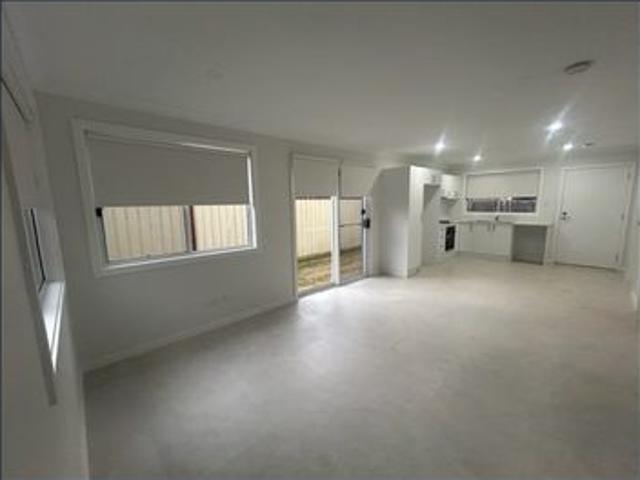 Brand New 2 Bedroom Granny Flat with Off Street Parking! Available Now!