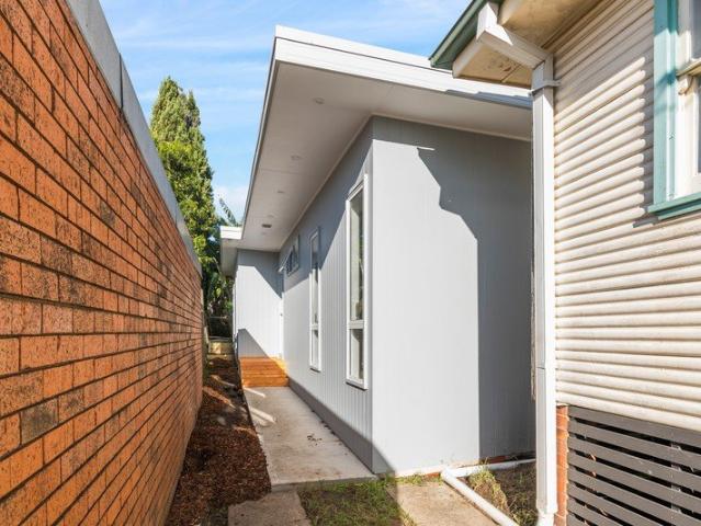 Brand New 2 Bedroom Granny Flat with Private Access