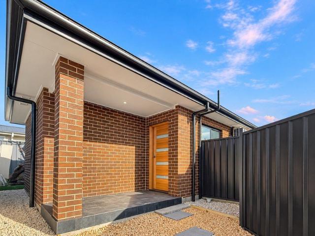 BRAND NEW 2 BEDROOM GRANNY FLAT