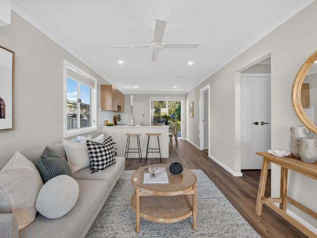 Brand New 2 Bedroom home Just Two Blocks from the Beach!