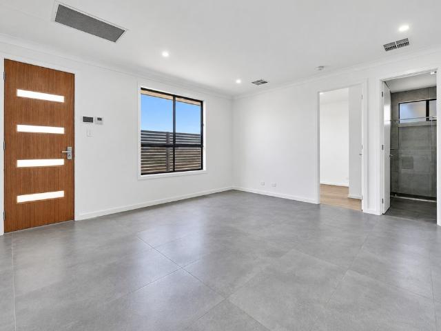Brand New 2 Bedroom Home with Modern Kitchen, Solar