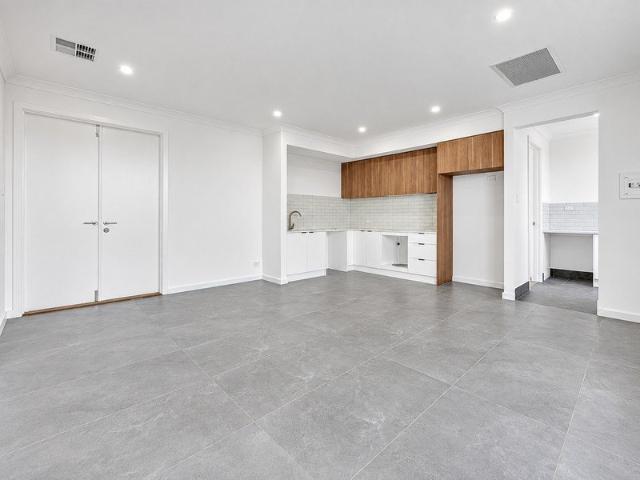 Brand New 2 Bedroom Home with Modern Kitchen, Solar