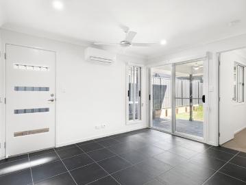 Cockle Creek, Newcastle - Garden, Equipped kitchen