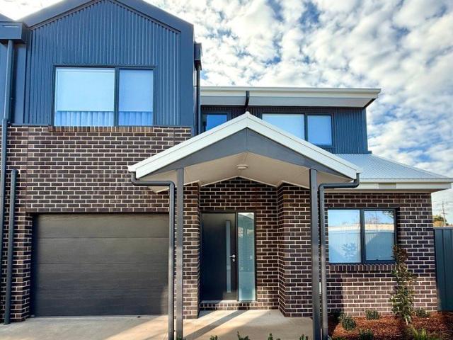BRAND NEW 2 BEDROOM TOWNHOUSE