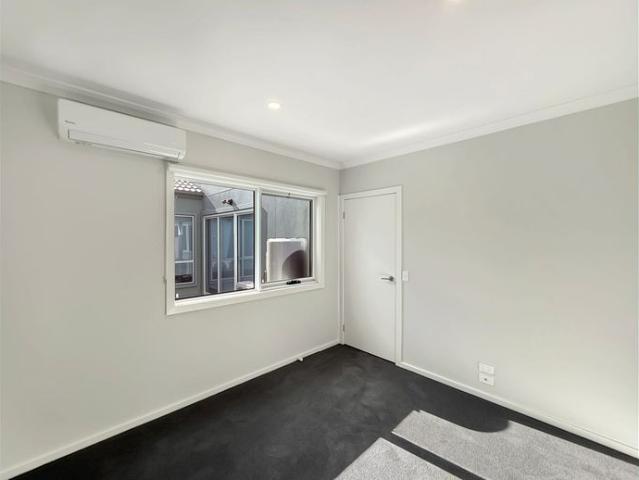 Brand New 2 Bedroom Unit in Wollert