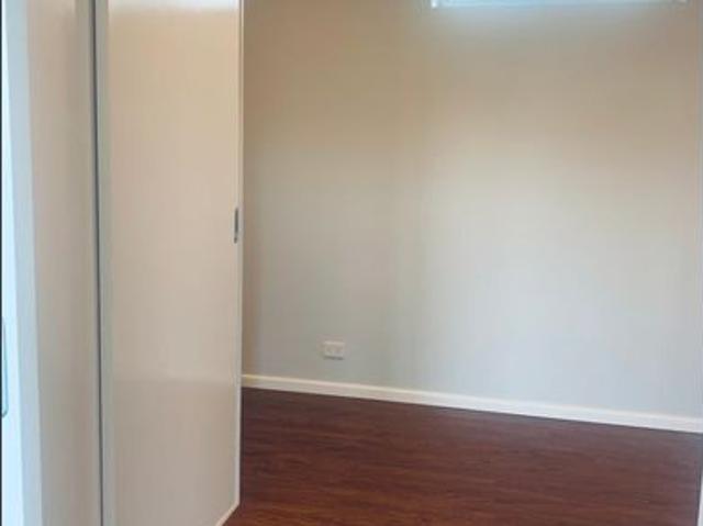 Brand New 2 Bedroom Unit with Modern Kitchen & Private Courtyard with Water front views