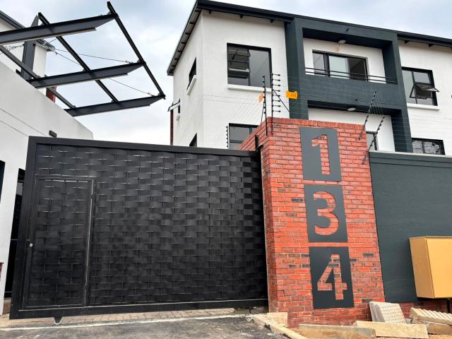 Brand New 2 Bedroom, 2 Bathroom Apartments to Rent in Bryanston