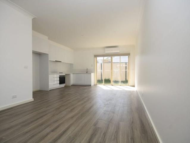 Brand new 2 bedroom unit in Springvale