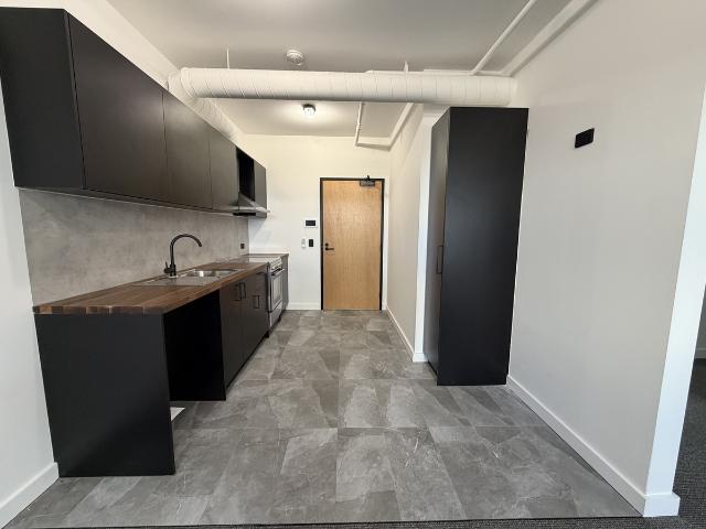 Brand New 2 by 1 In The Heart Of Midland