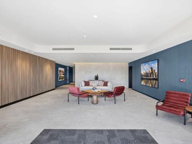 BRAND NEW 2x2 APARMENT!