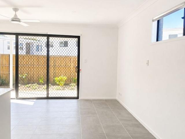 BRAND NEW* 4 WEEKS FREE RENT PLUS ONE MONTH FREE INTERNET WITH RUSH BROADBAND* 3 BEDROOM TOWNHOUSE AVAILABLE NOW