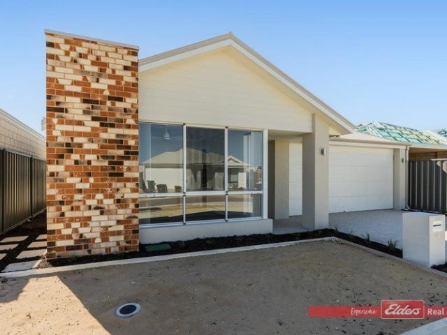 Brand New 4 x 2 with Ducted Air conditioning in Port Kennedy!