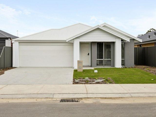 Brand New 4 Bed 2 Bath 2 Car Garage Family Home