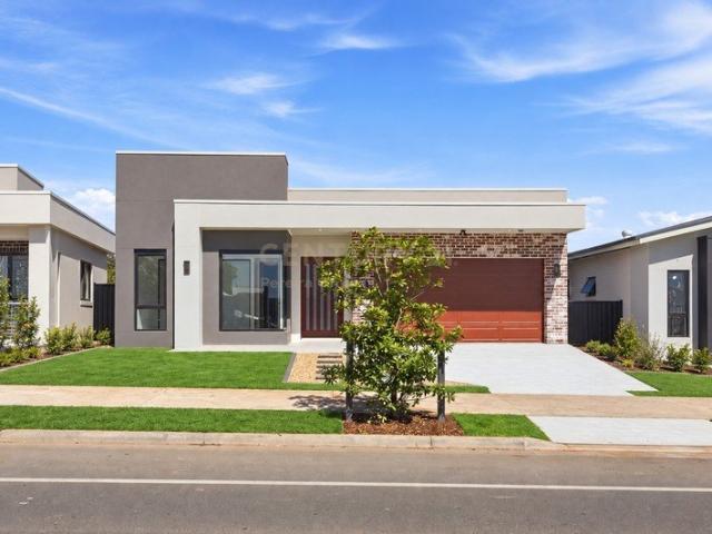 Brand New 4 Bedroom Family Home Never Lived In!