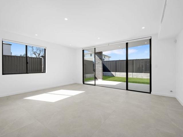 Brand New 4 Bedroom Family Home + Office/5th Bedroom