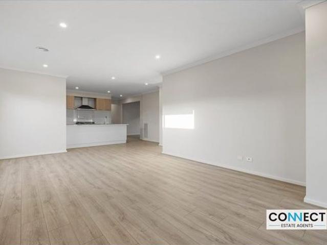Brand New 4 Bedroom Family Home in a Prime Clyde Location